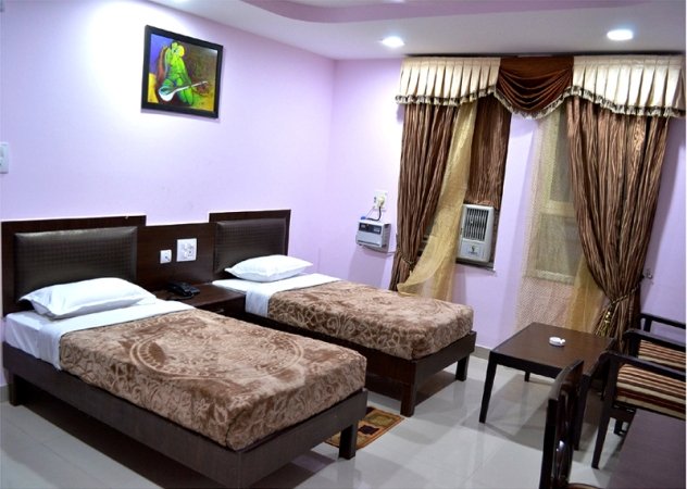 Hotel Silver Oak Gwalior