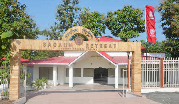 hotel in Ratapani