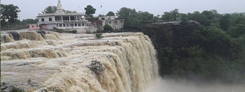 Pawa Waterfall