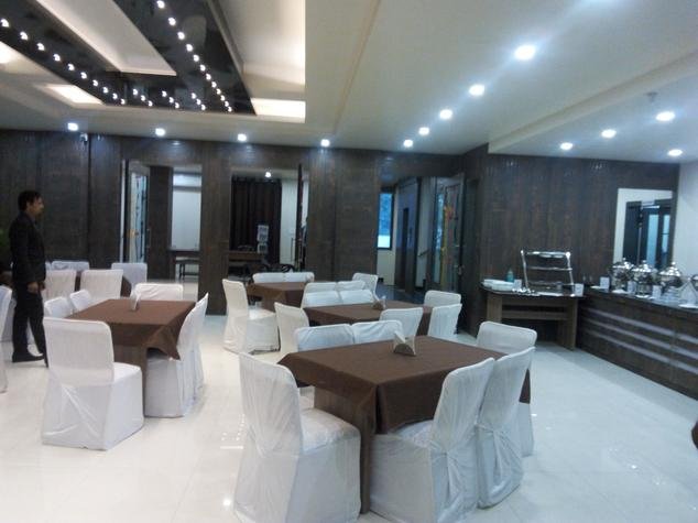 Hotel Midtown B Jabalpur