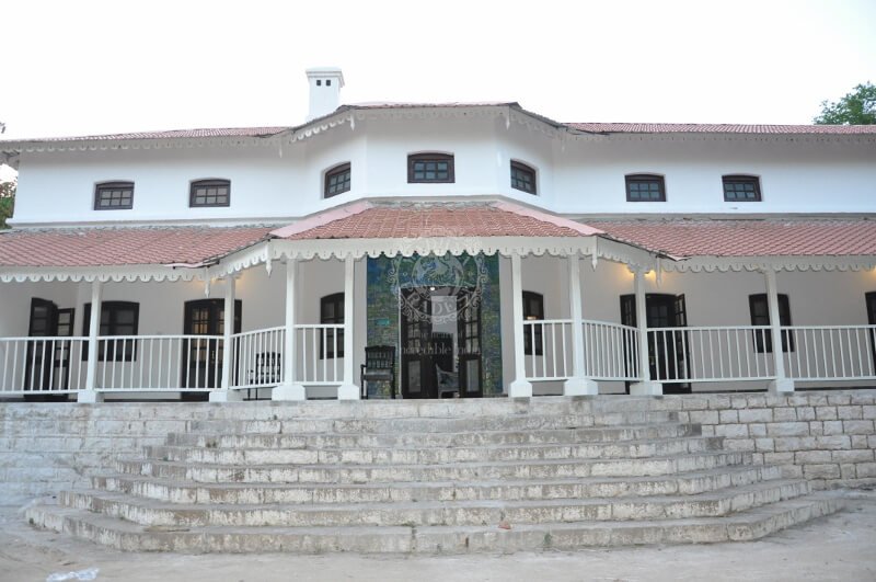 Devdaru Bungalow Pachmarhi